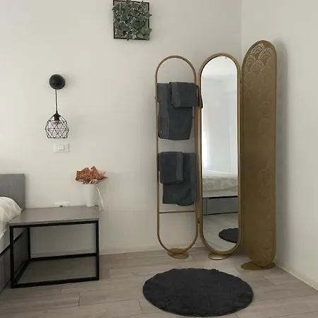 アパート Forest Hill プーラ