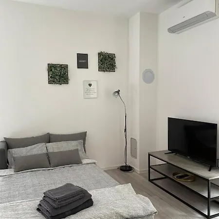 Forest Hill * بولا