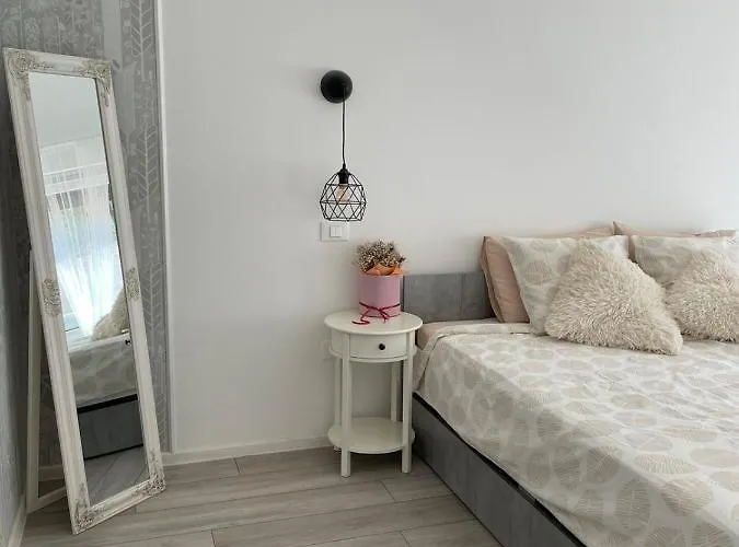 Forest Hill Apartman *